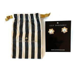 (NIB) LELE SADOUGHI - Faux Pearl Carnation Stud Earrings